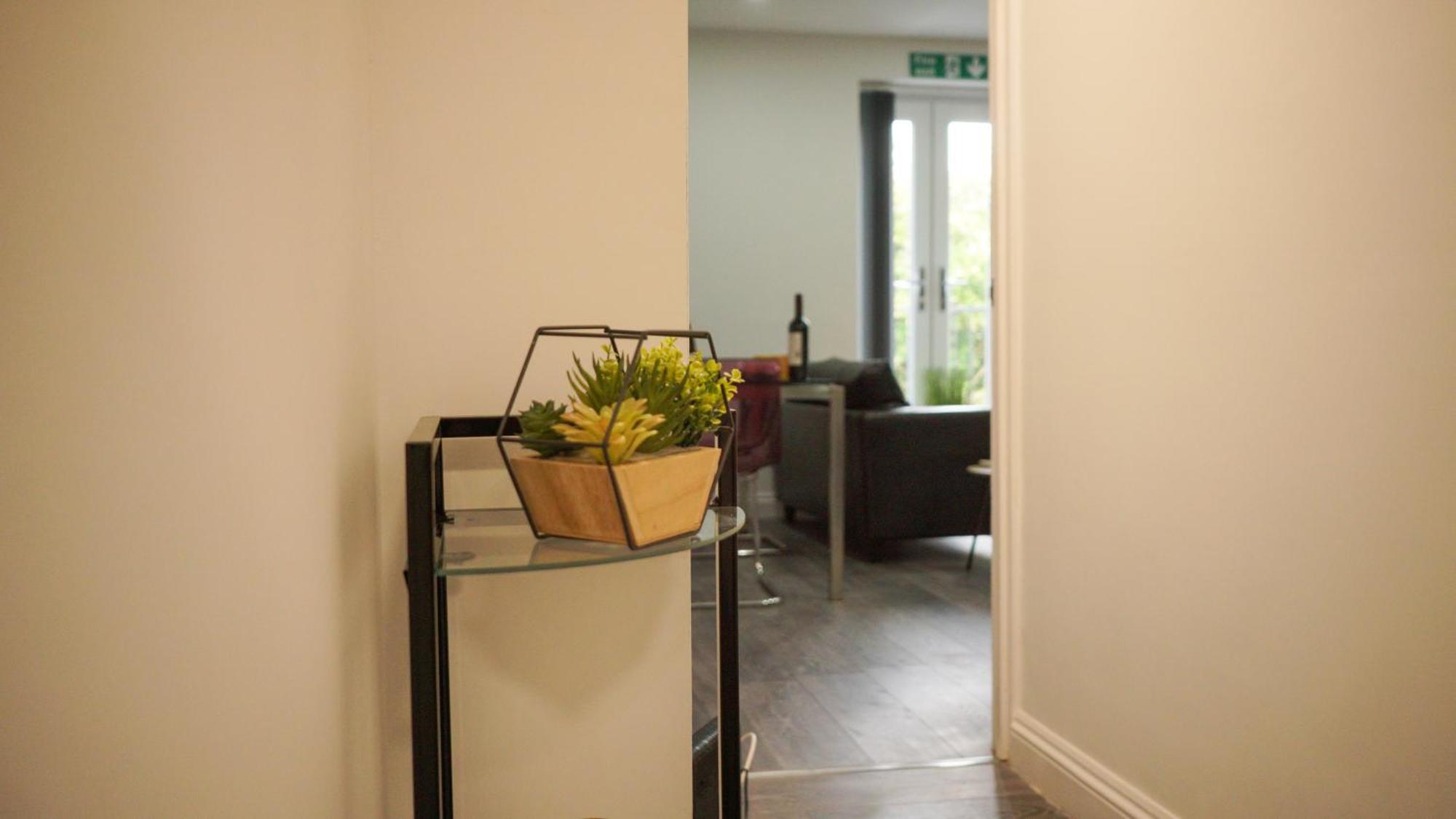 Modern Apartments Near Cardiff City Centre 외부 사진