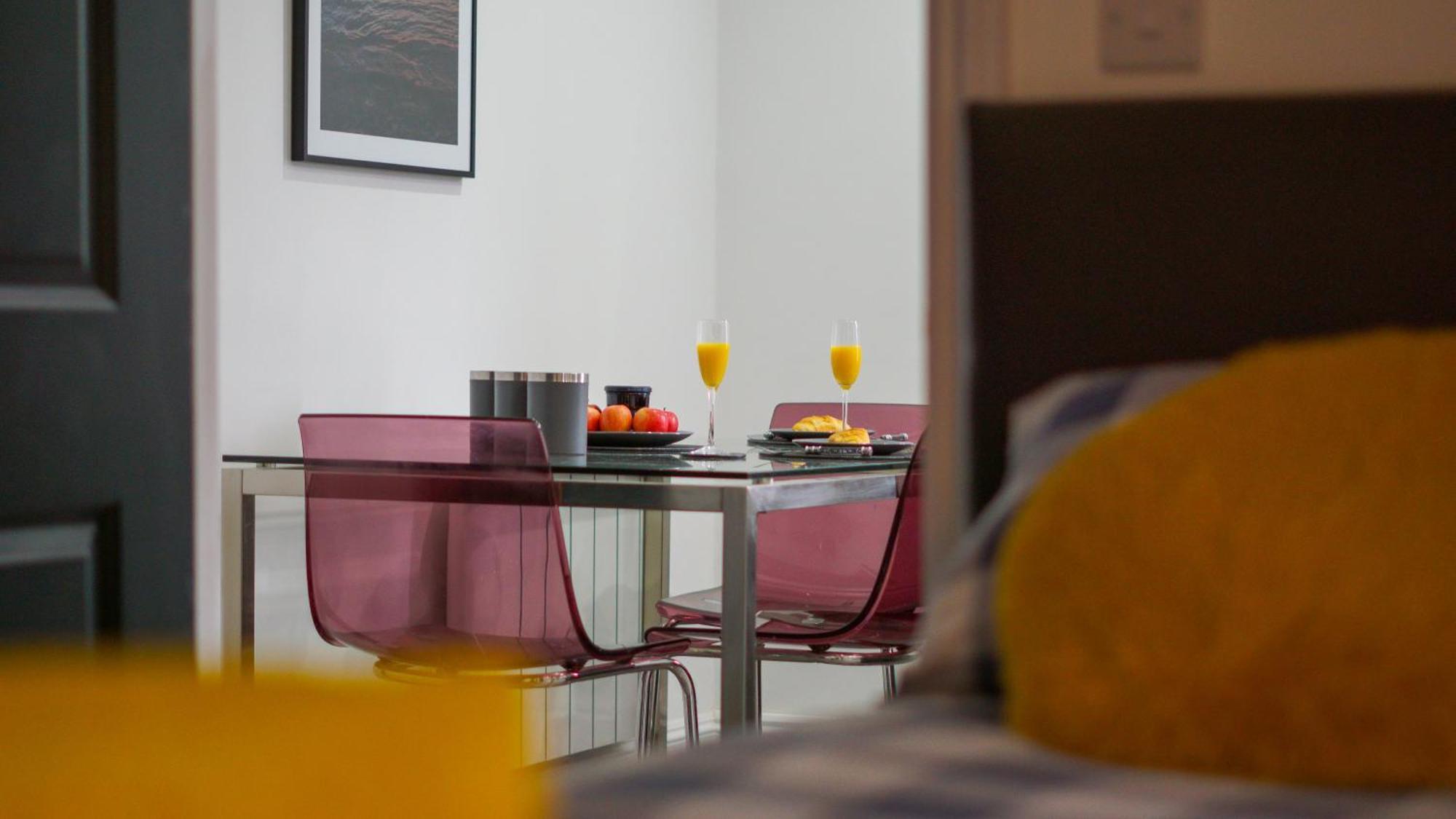 Modern Apartments Near Cardiff City Centre 외부 사진